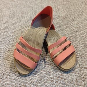 Crocs Tulum Sandals Womens 7 Peach Strappy Slip On Comfort Casual Beachy Flat